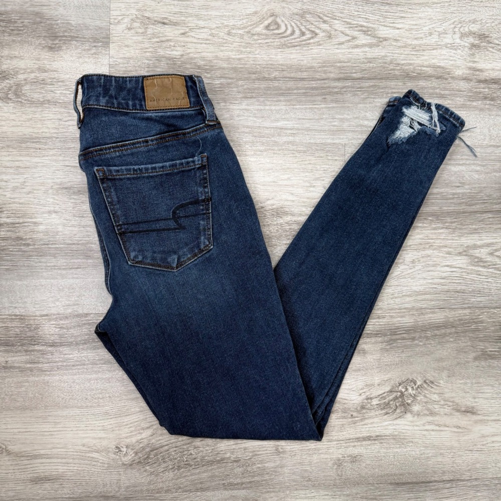 American Eagle Hi-Rise Jegging The Dream Jean Distressed Dark Wash Skinny 2 Reg